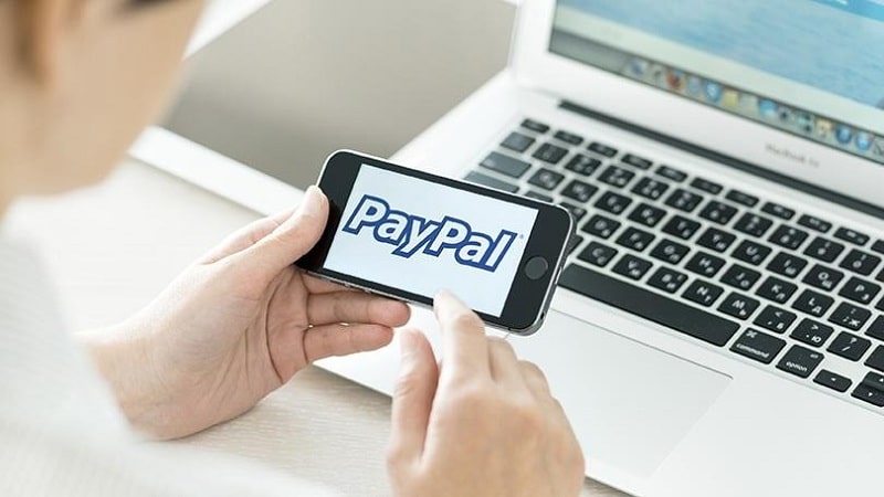 پی پال